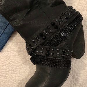 Black Embellished Winter Boots
